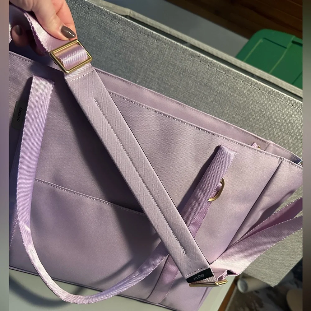 Light Purple Laptop Tote Bag with Gold Accent - Brand: Orbitkey